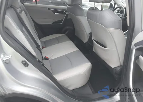 2022 Toyota Rav4 Xle Premium z USA, uszkodzony, nr VIN 2T3C1RFV7NC200881